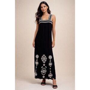 BCBGMAXAZRIA Black White Embroidered Cotton Maxi Dress M Smocked Boho Resort